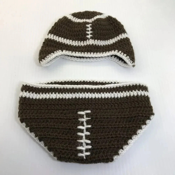 ⭐️3 for $20 Sale‼️ Crochet Diaper Cover & Hat - Picture 1 of 2